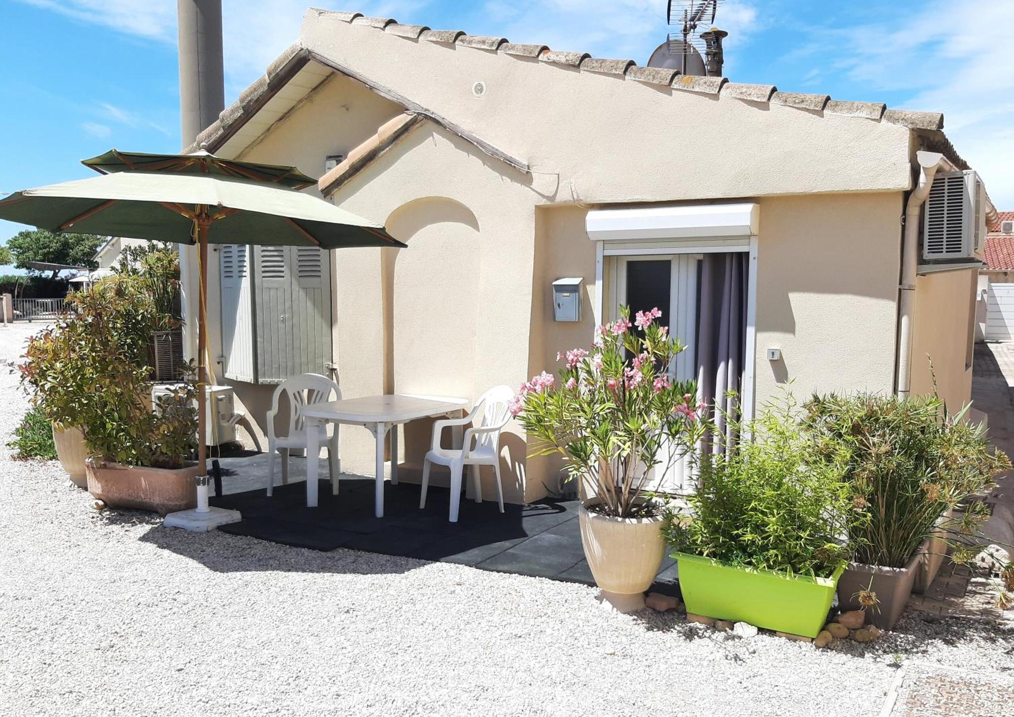 Appartement Meuble Bord De Mer Fos Sur Mer Fos-sur-Mer Exterior foto